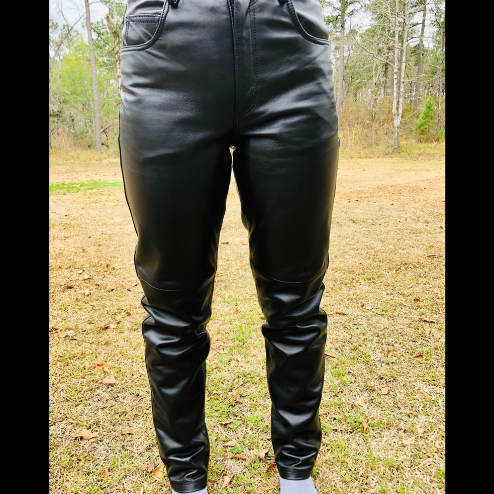 Genuine leather black pants lined Fits size 6-8